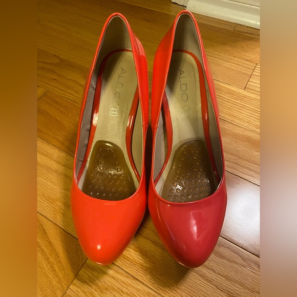 Aldo Kenzie Coral Patent Leather Pumps size 8 - Picture 2 of 4
